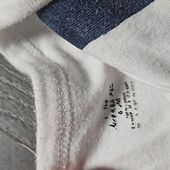 Onsies 6-9 months bundle - Picture 5 of 7